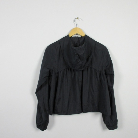 Lululemon Relaxed Fit Gathered Cropped Hoodie Jacket Women 2 Black Peplum 170 - Picture 2 of 13
